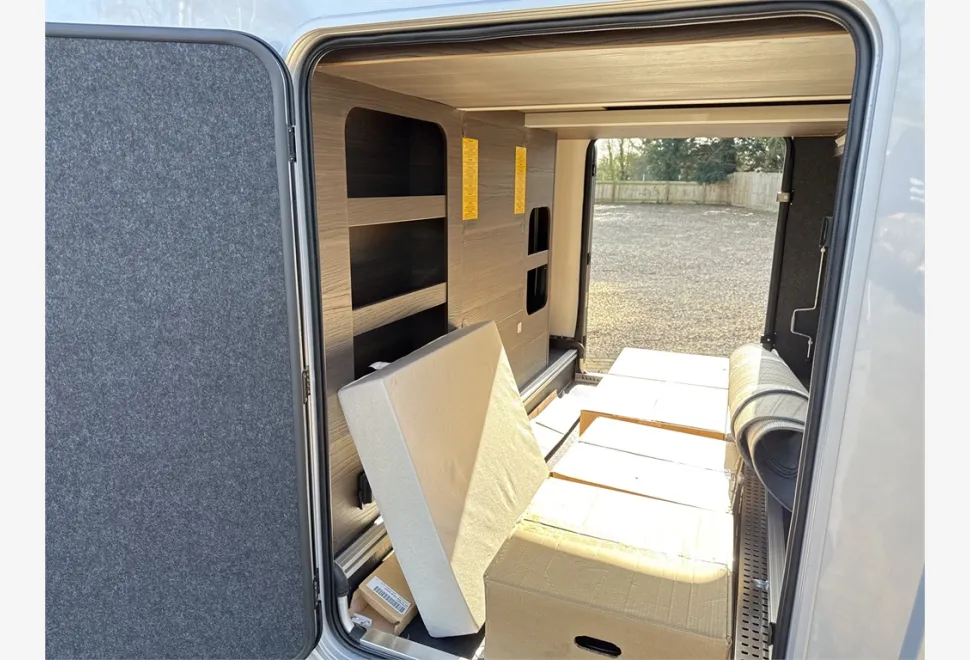 Adria  CORAL SUPREME MB 670 SL 
