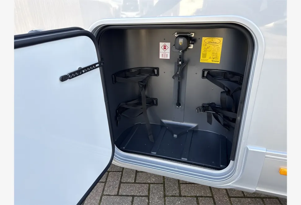 Adria  SONIC SUPREME 700 DL 