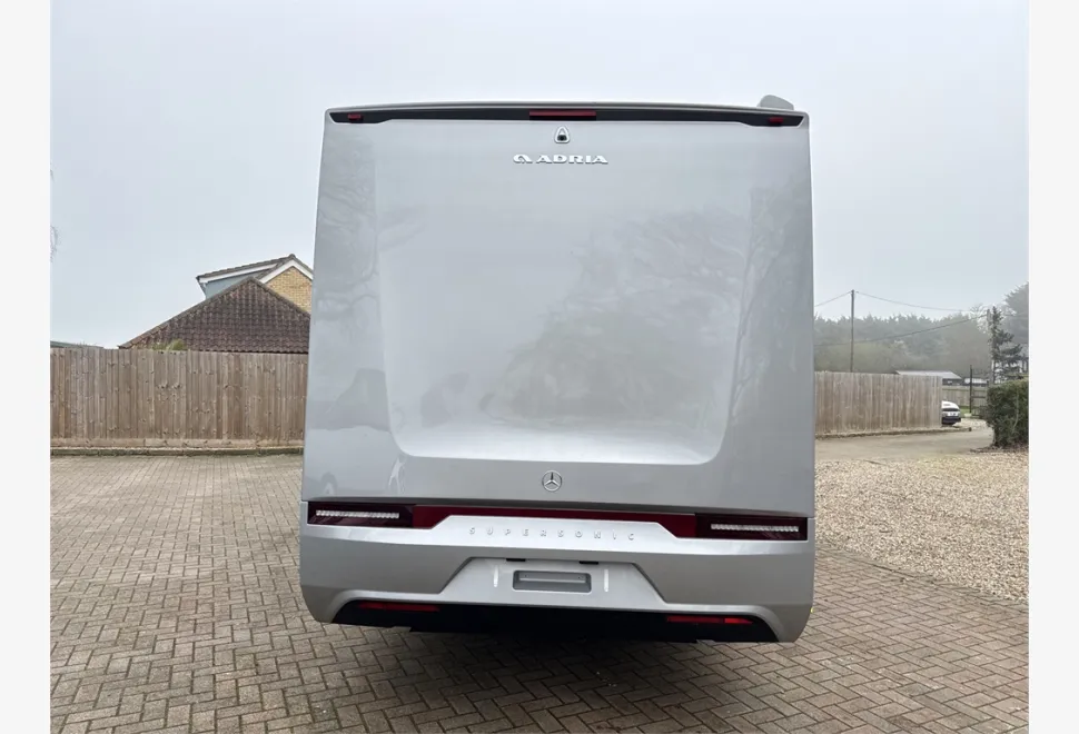 Adria  SUPERSONIC 890 LC 