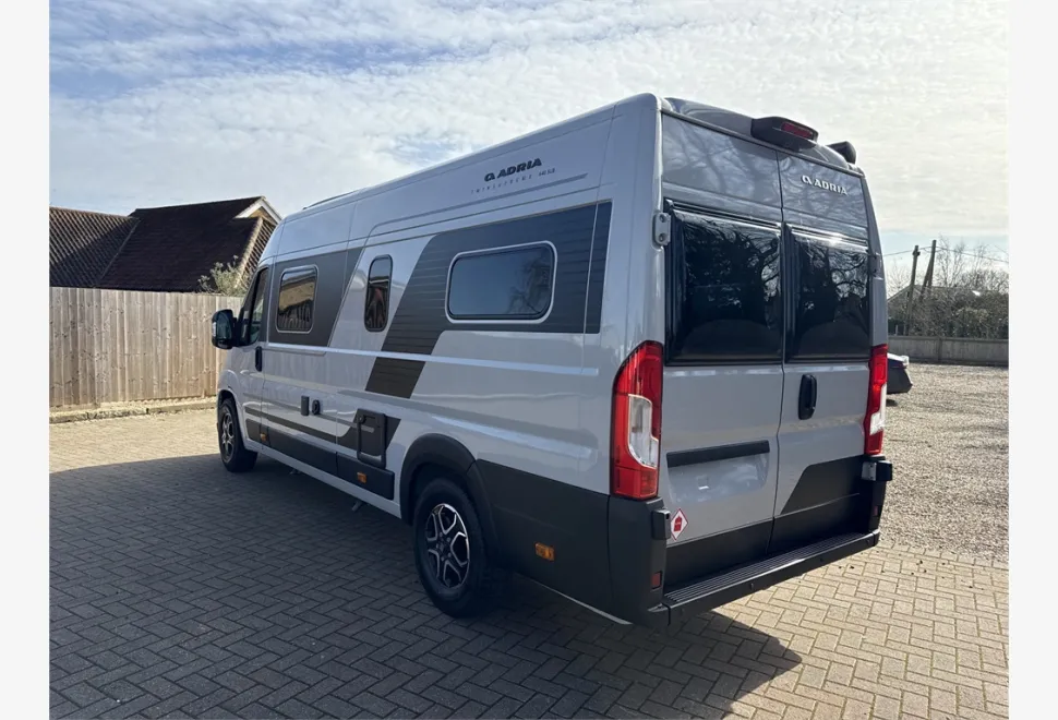 Adria  TWIN SUPREME 640 SLB 