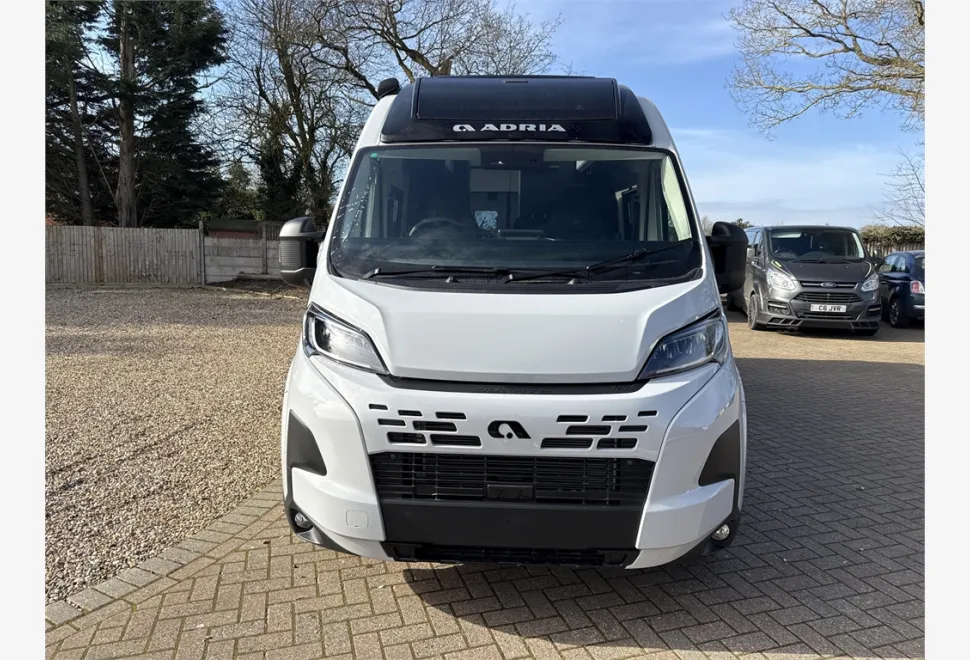 Adria  TWIN SUPREME 640 SLB 
