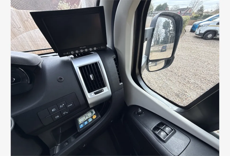 Pilote  P746 C Sensation 2018
