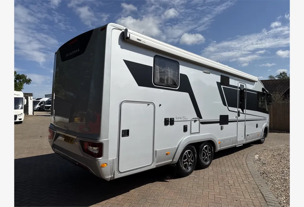Adria  Sonic 810 SL 2021
