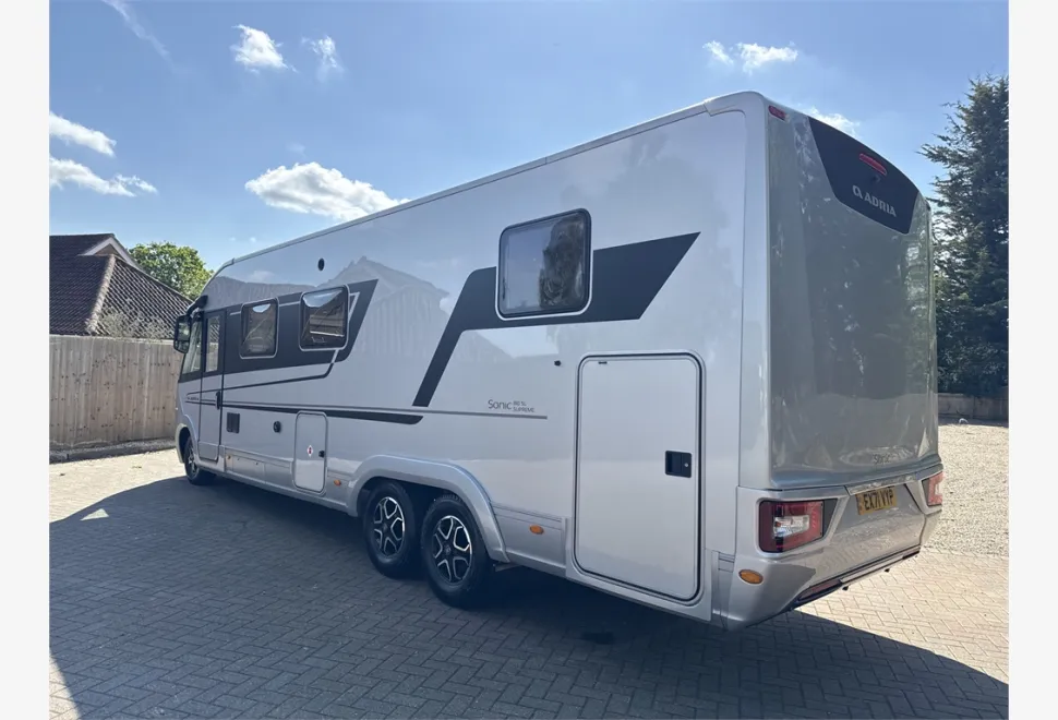 Adria  Sonic 810 SL 2021
