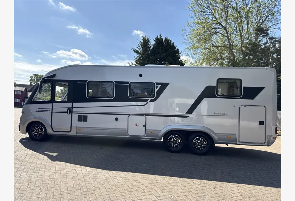 Adria  Sonic 810 SL 2021