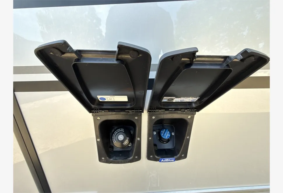 Adria  Sonic 810 SL 2021