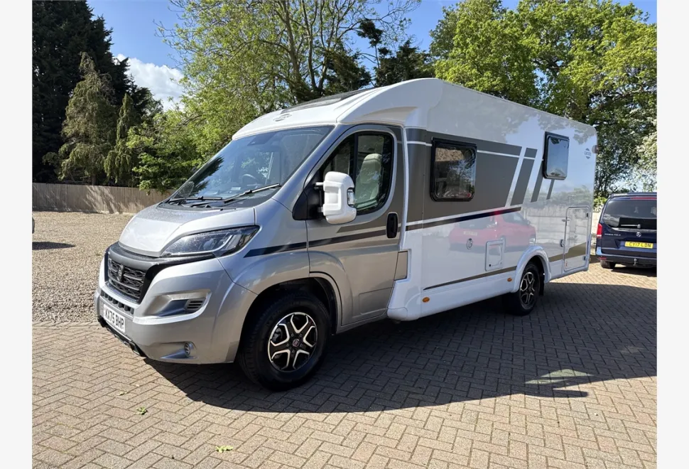 Carado  V339 Pro 2025