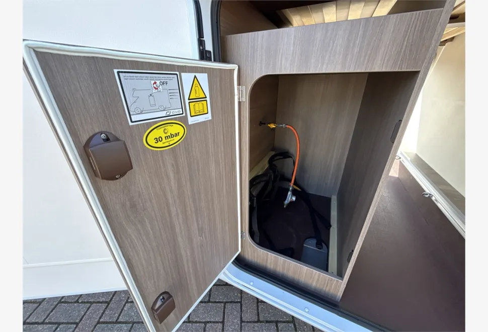 Carado  V339 Pro 2025