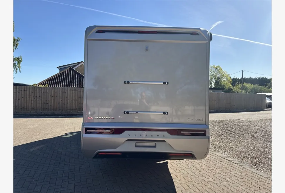 Adria  COMPACT SUPREME DL 