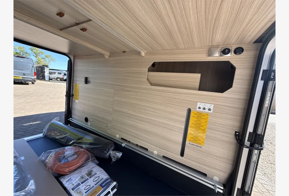 Adria  COMPACT SUPREME DL 