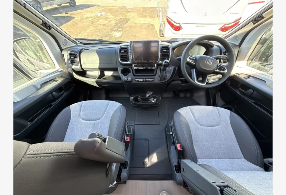 Adria  COMPACT SUPREME DL 