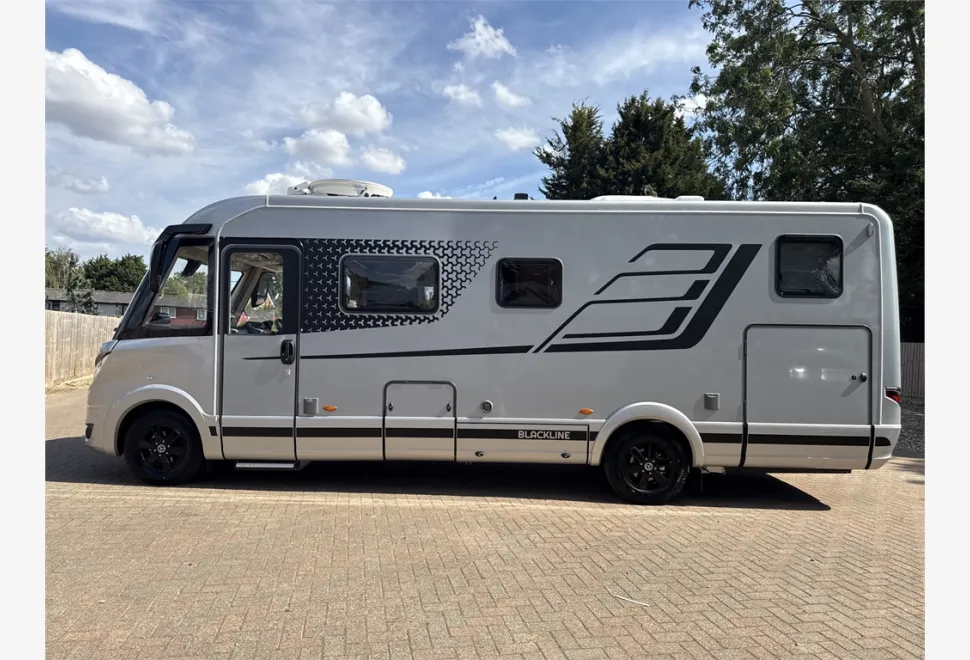 Hymer  B-Class MasterLine B-ML I780 Blackline 