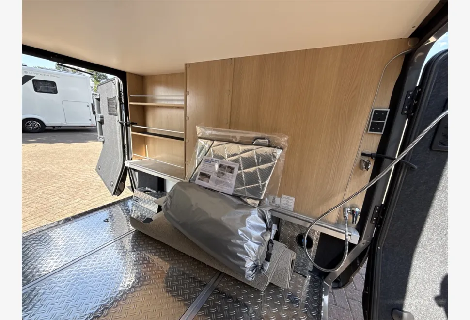 Hymer  B-Class MasterLine B-ML I780 Blackline 