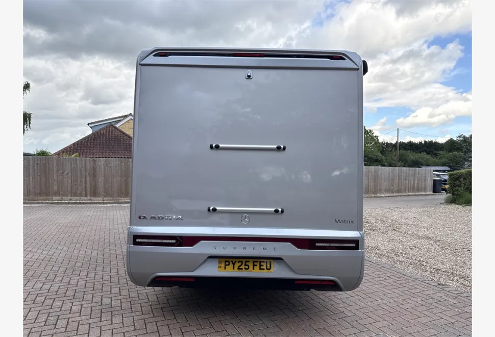 Adria  MATRIX Supeme MB 670 SL 2025