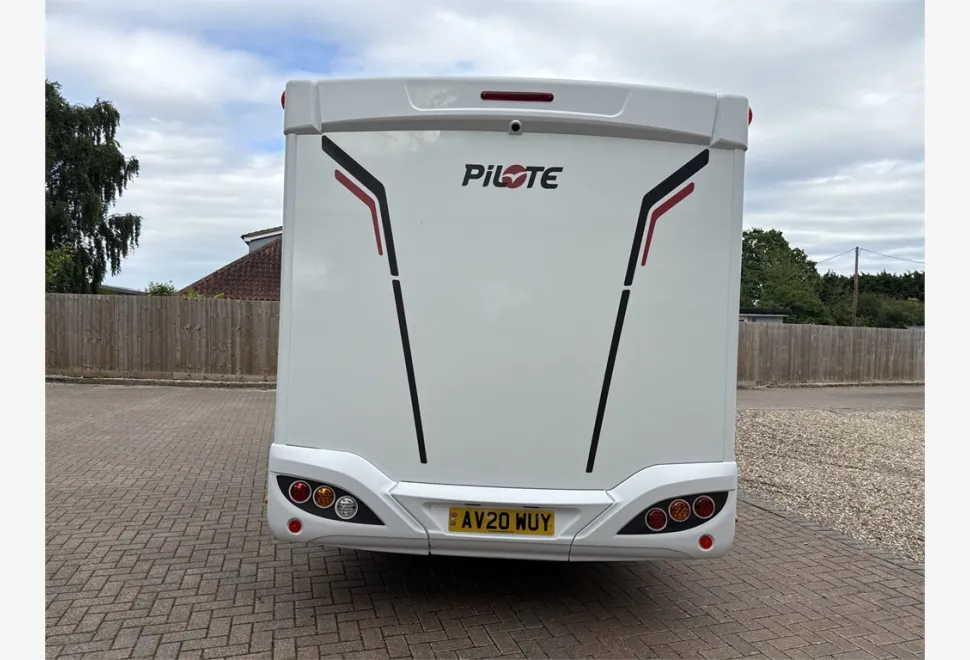 Pilote  P740FGJ Sensation 2020