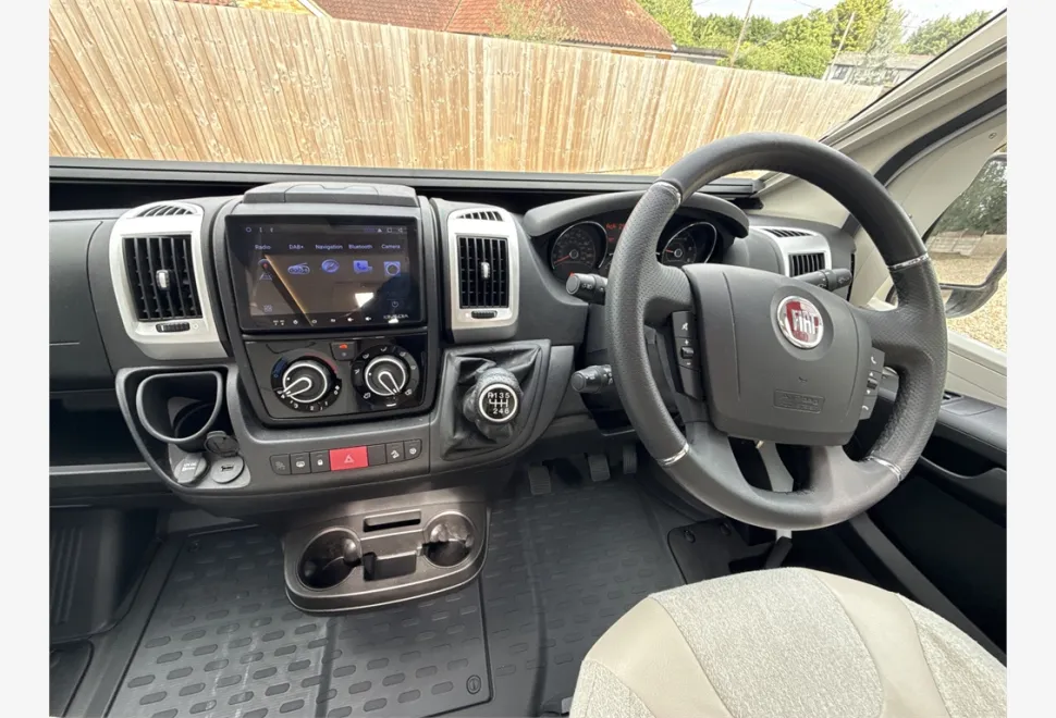 Pilote  P740FGJ Sensation 2020