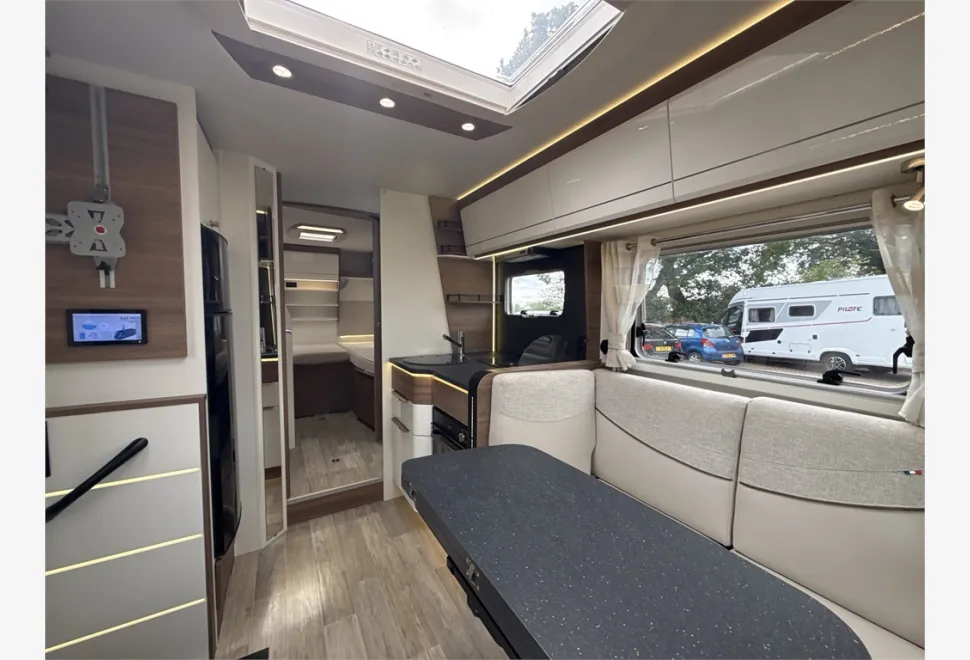 Pilote  P740FGJ Sensation 2020