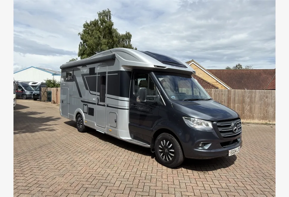 Adria  Matrix Supreme MB 670 SL 2024