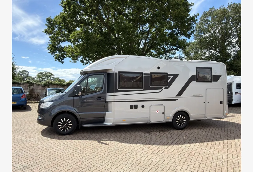 Adria  Matrix Supreme MB 670 SL 2024