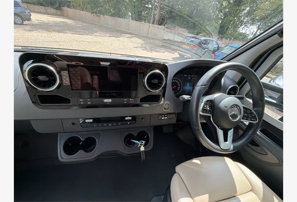 Adria  Matrix Supreme MB 670 SL 2024