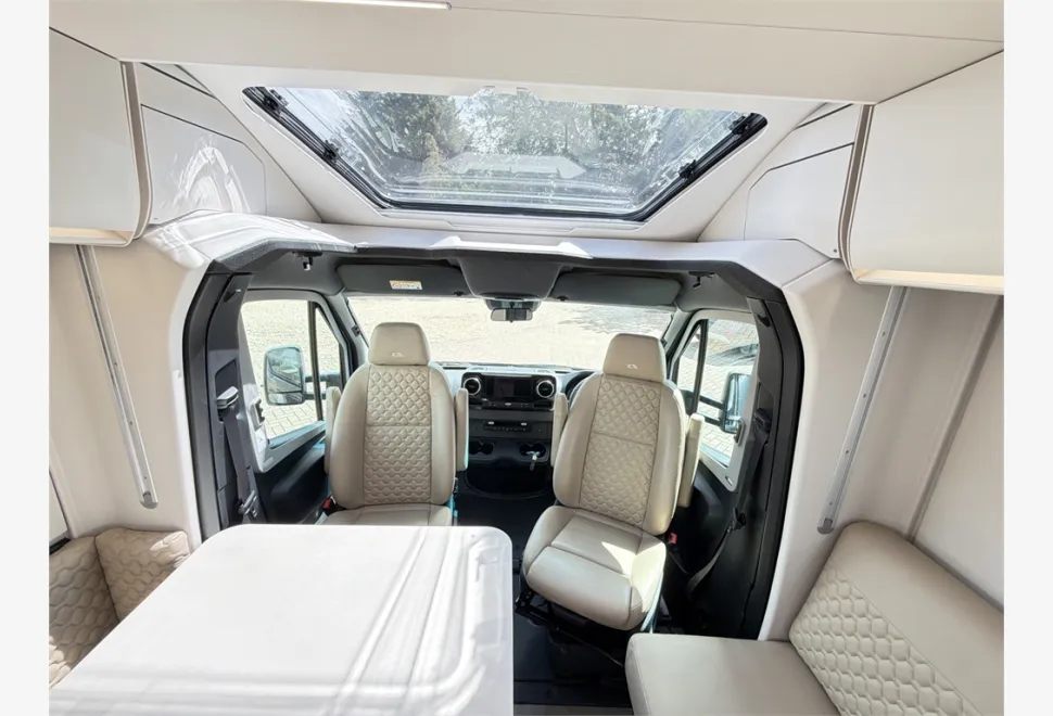 Adria  Matrix Supreme MB 670 SL 2024