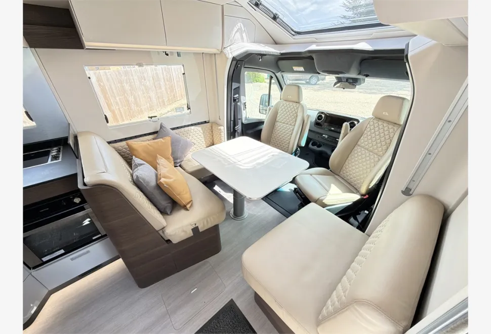 Adria  Matrix Supreme MB 670 SL 2024