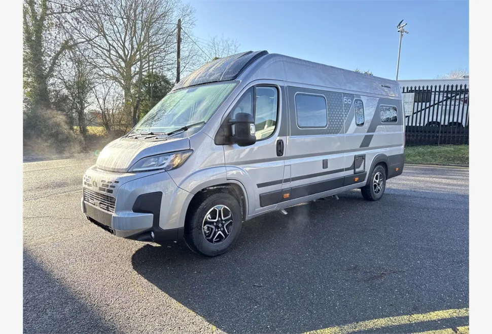Adria  Twin 640 SGX 60 Y 