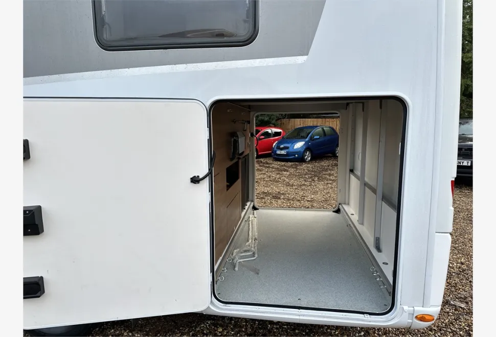 Dethleffs  Globetrotter XLI 7850 DBM 2020