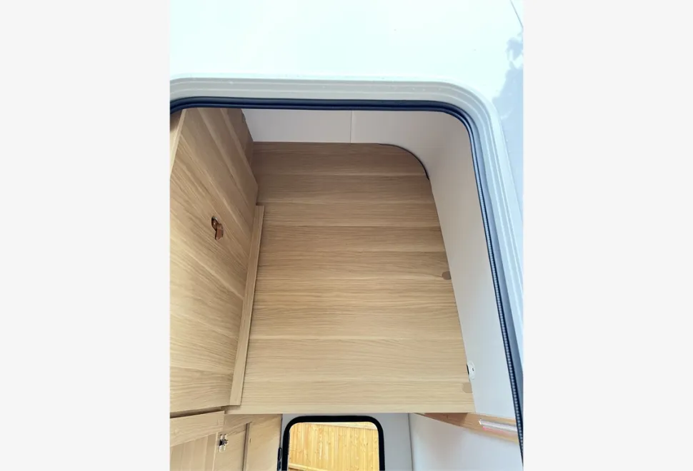 Adria  MATRIX PLUS 600 DT 