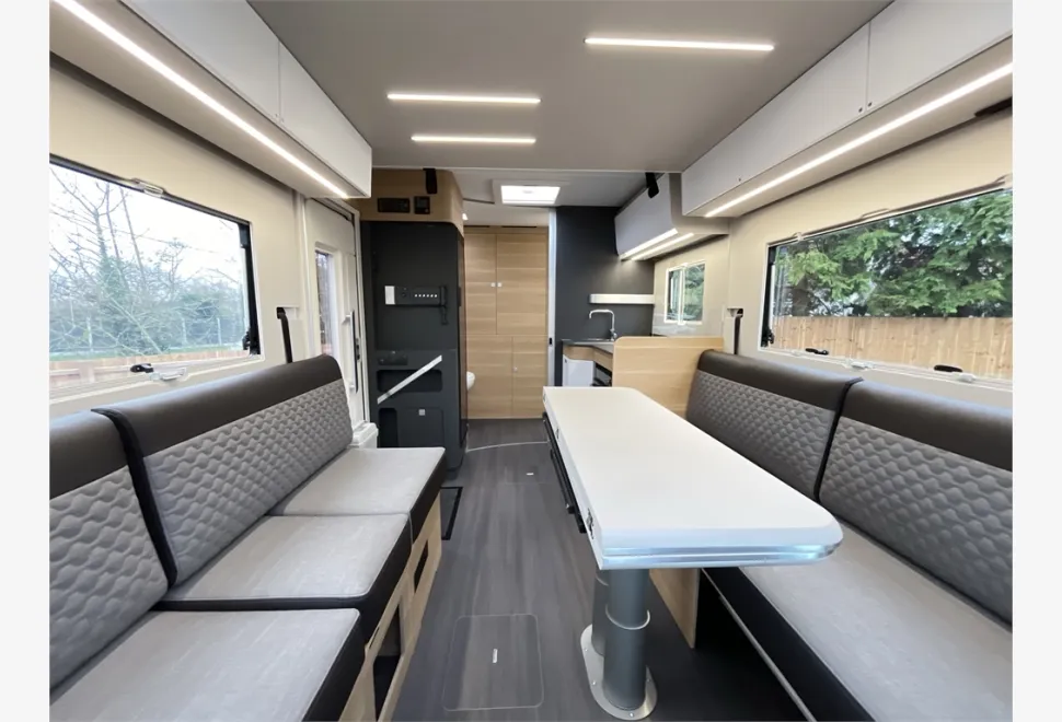 Adria  MATRIX PLUS 600 DT 