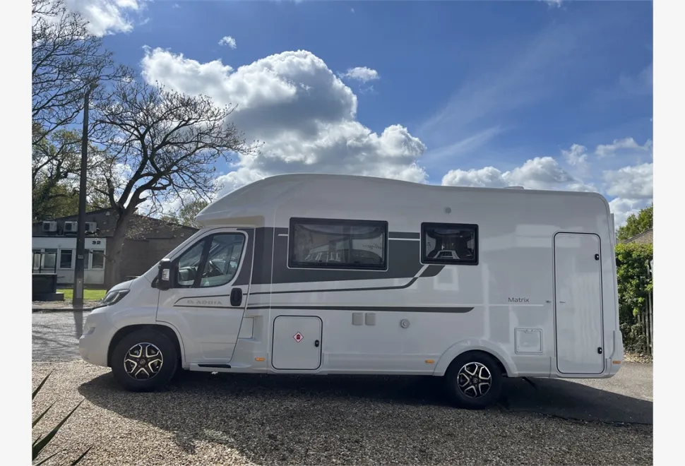 Adria  MATRIX AXESS 600 DT 
