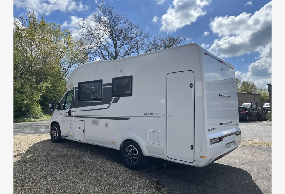 Adria  MATRIX AXESS 600 DT 