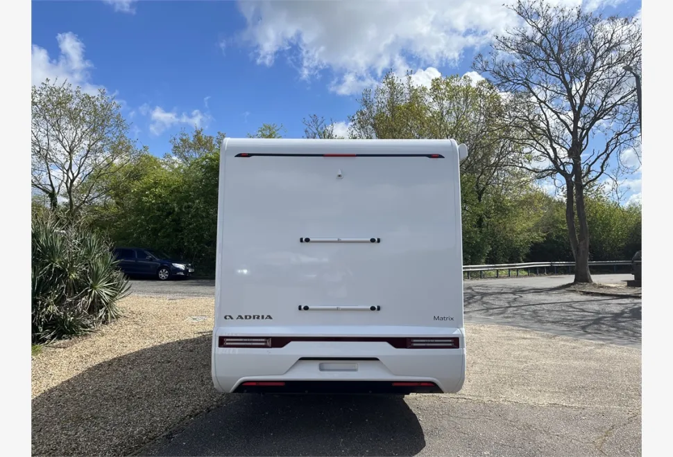 Adria  MATRIX AXESS 600 DT 
