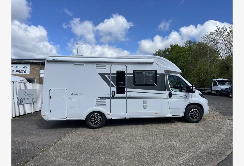 Adria  MATRIX AXESS 600 DT 