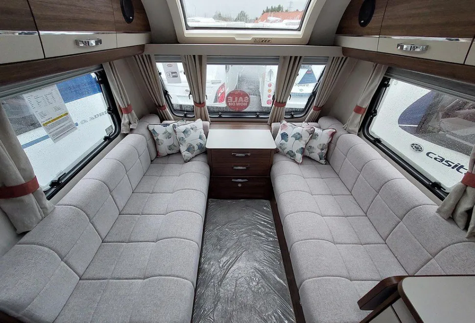 COMPASS  CASITA 585 