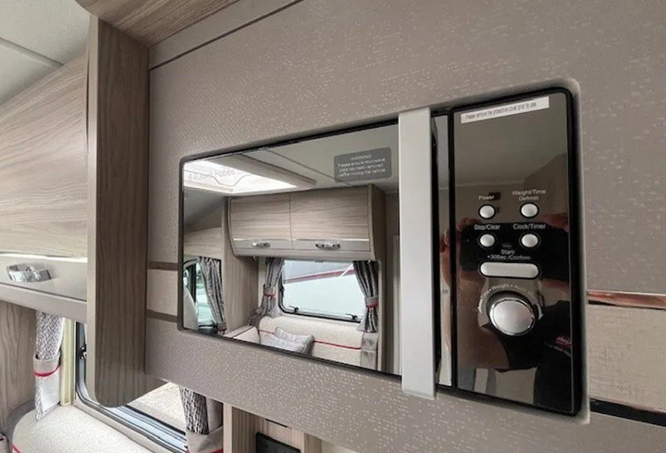 ELDDIS  MAJESTIC 155 2025-09-01