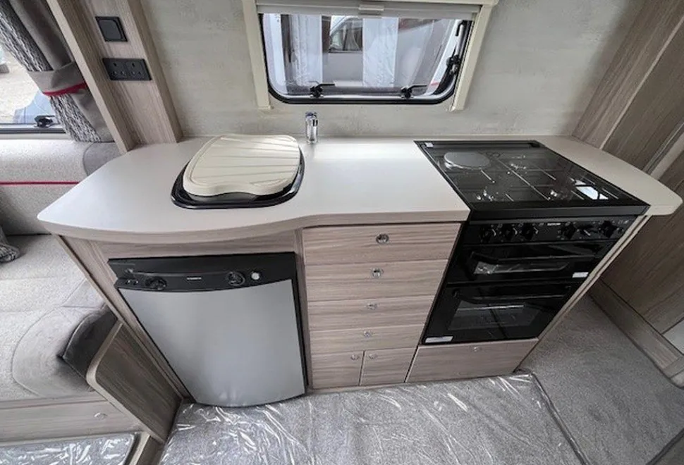 ELDDIS  MAJESTIC 155 2025-09-01