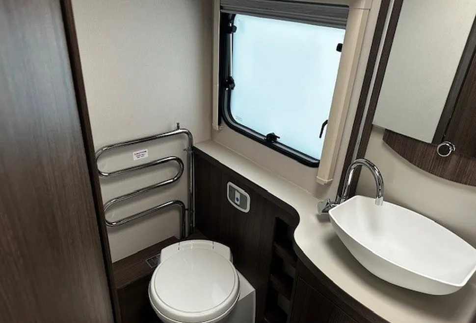 ELDDIS  MAJESTIC 295 2025-05-28