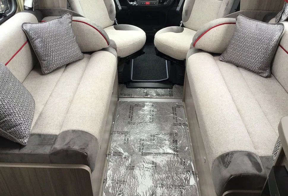 ELDDIS  MAJESTIC 105 2025-03-01