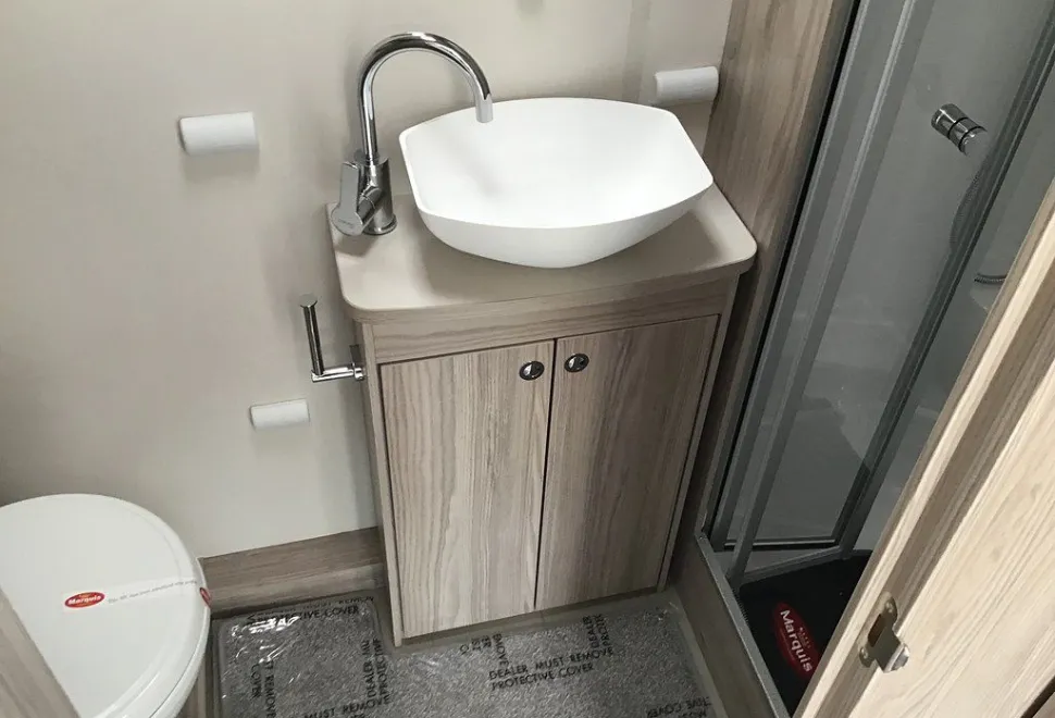 ELDDIS  MAJESTIC 105 2025-03-01