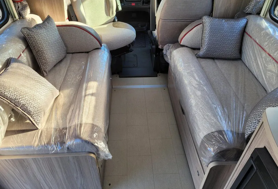 ELDDIS  MAJESTIC 155 2025-09-01