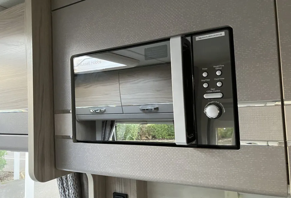 ELDDIS  MAJESTIC 155 2025-09-01