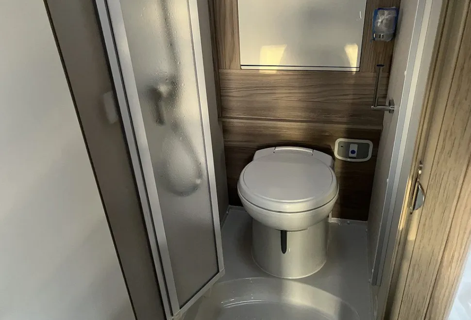 ELDDIS  MAJESTIC 155 2025-09-01