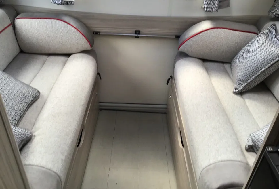 ELDDIS  MAJESTIC 135 2025-03-01