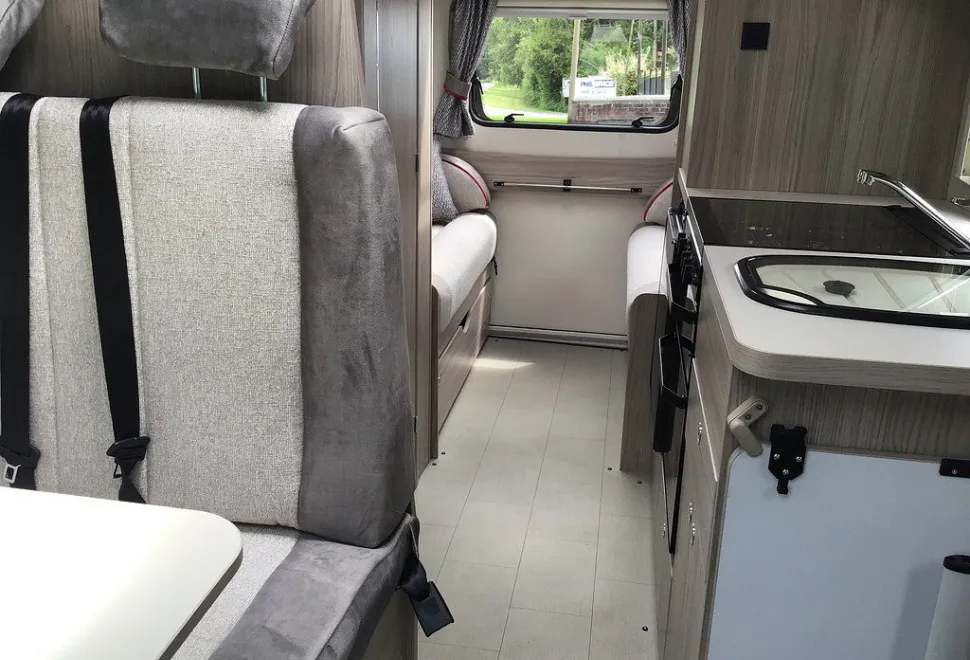 ELDDIS  MAJESTIC 135 2025-09-01