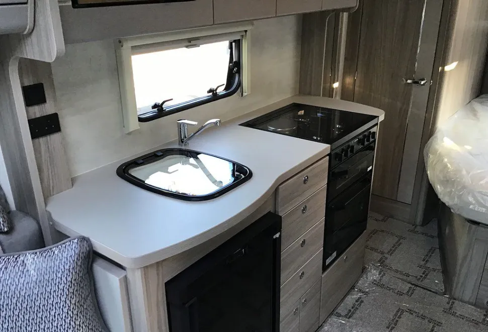 ELDDIS  MAJESTIC 155 2025-09-01