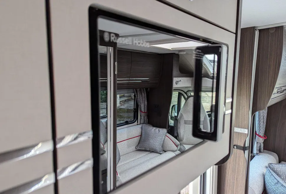 ELDDIS  MAJESTIC 250 2025-09-01
