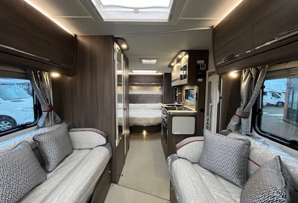 ELDDIS  MAJESTIC 250 2025-09-01