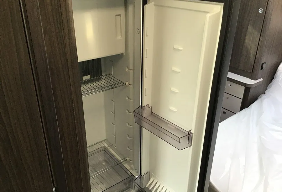 ELDDIS  MAJESTIC 250 2025-09-01