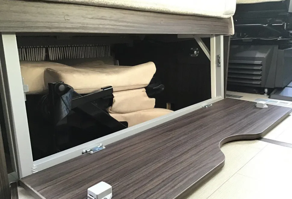 ELDDIS  MAJESTIC 250 2025-09-01